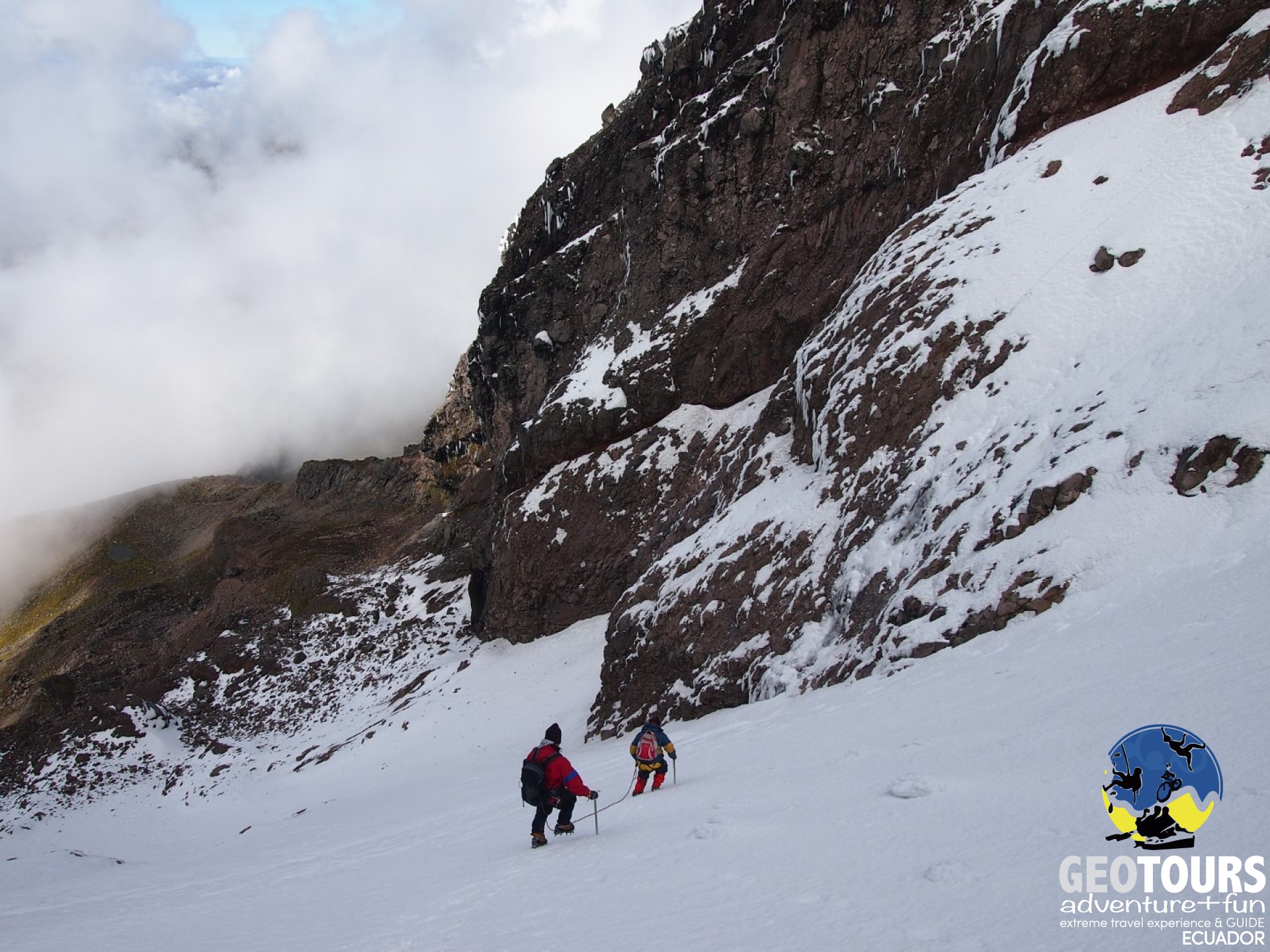 Carihuairazo - 2 Day Summit Tour